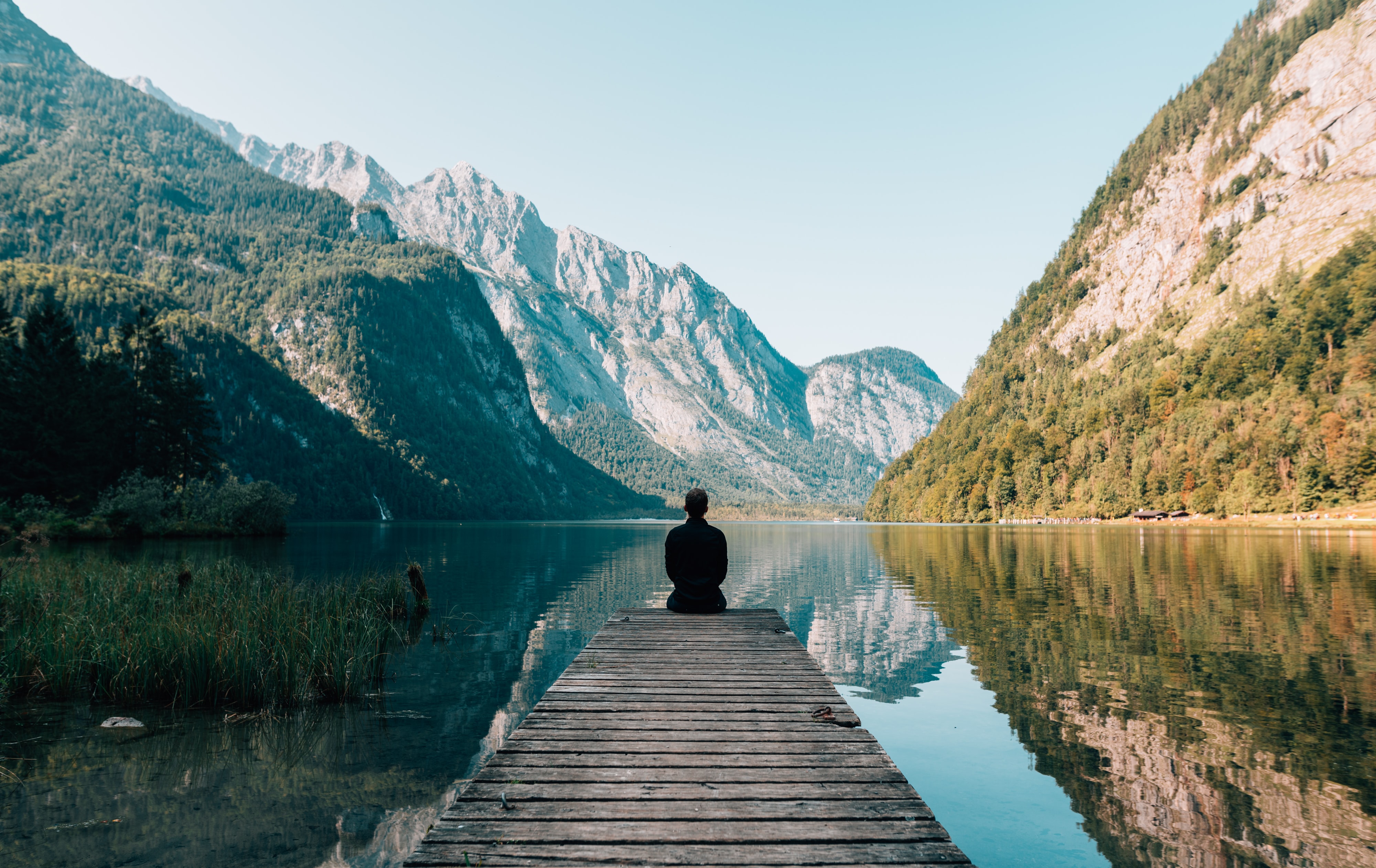 Do i have to stay completely still in meditation?